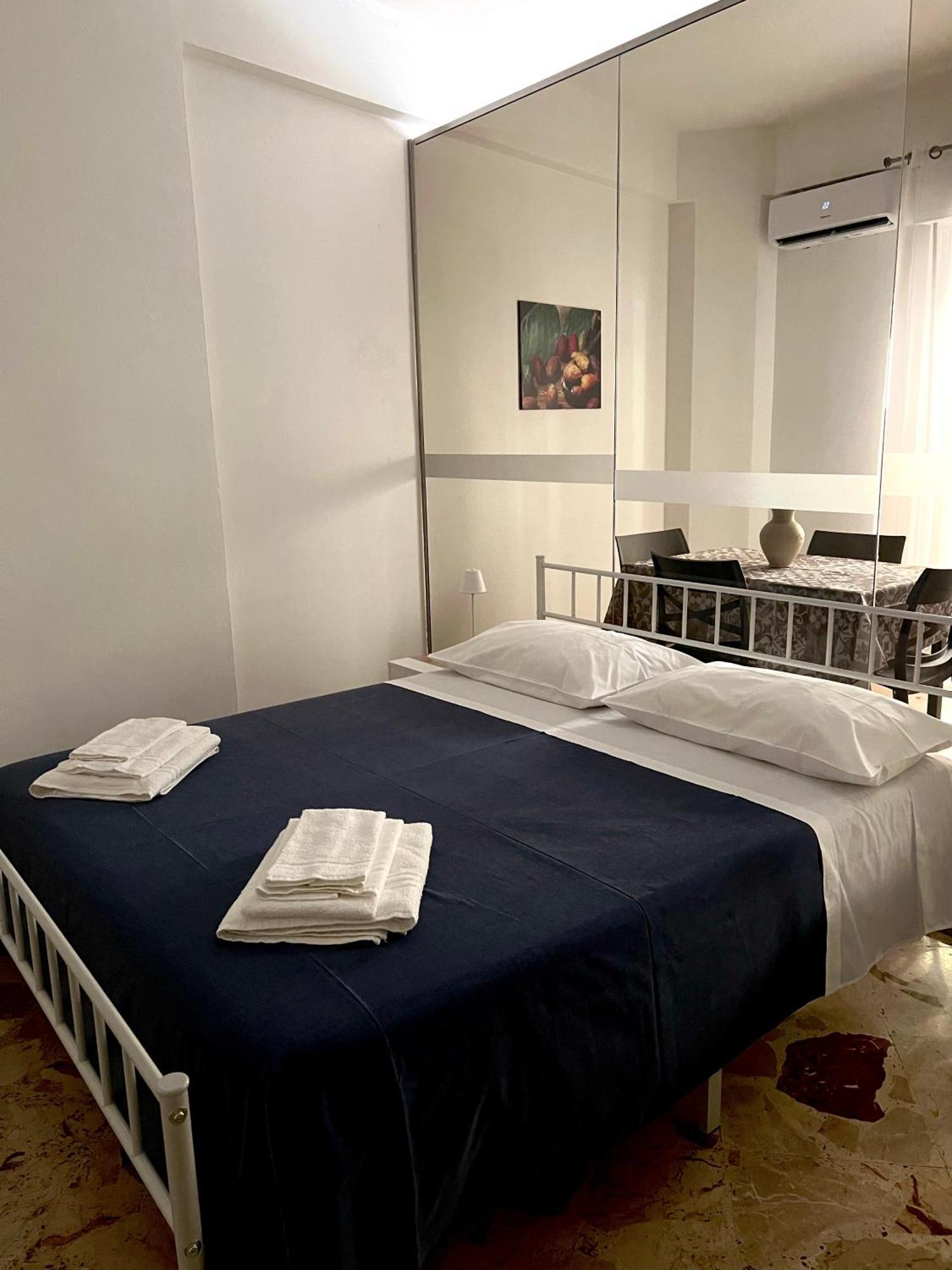El Azis Home Παλέρμο Εξωτερικό φωτογραφία