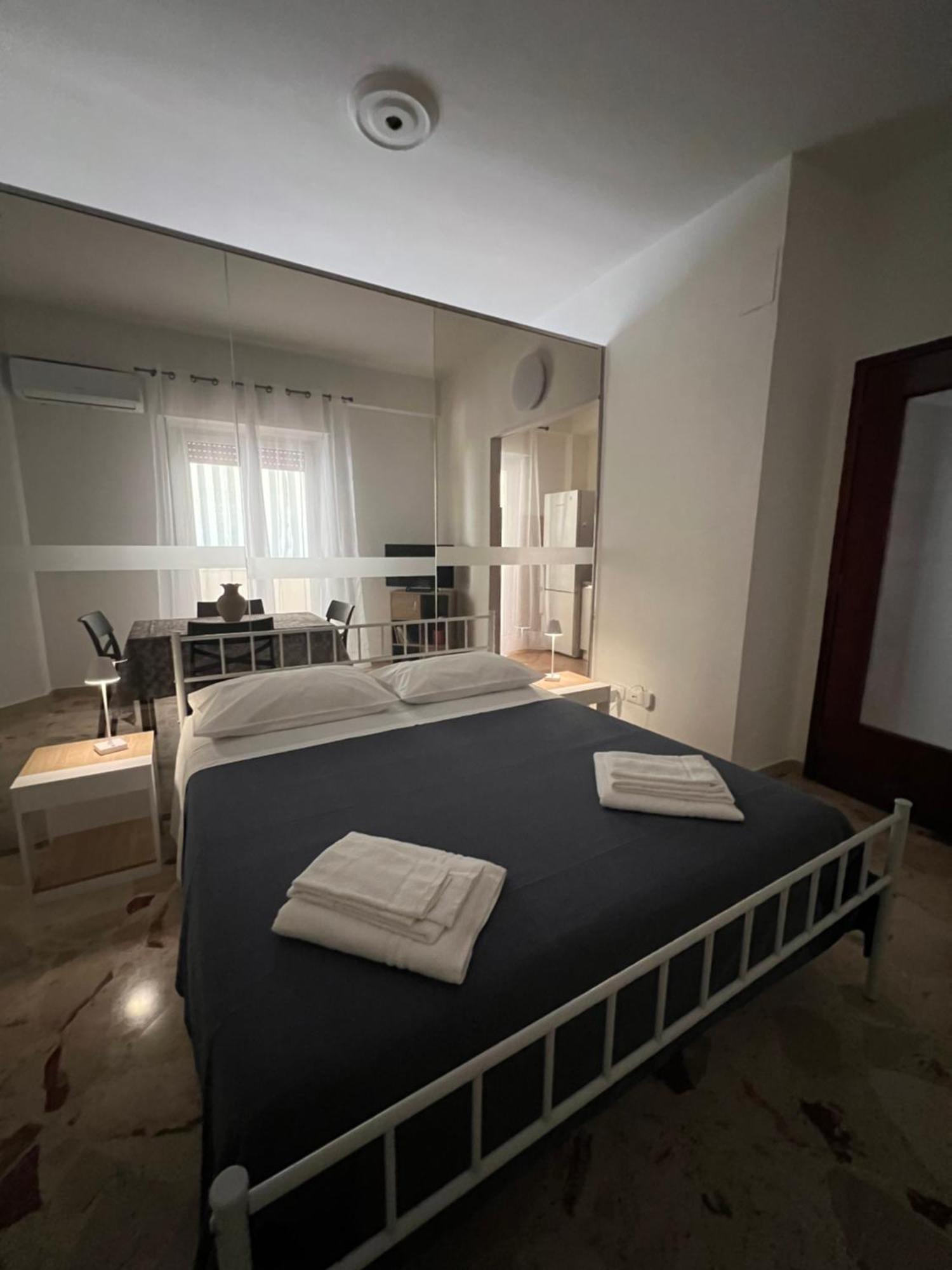 El Azis Home Παλέρμο Εξωτερικό φωτογραφία
